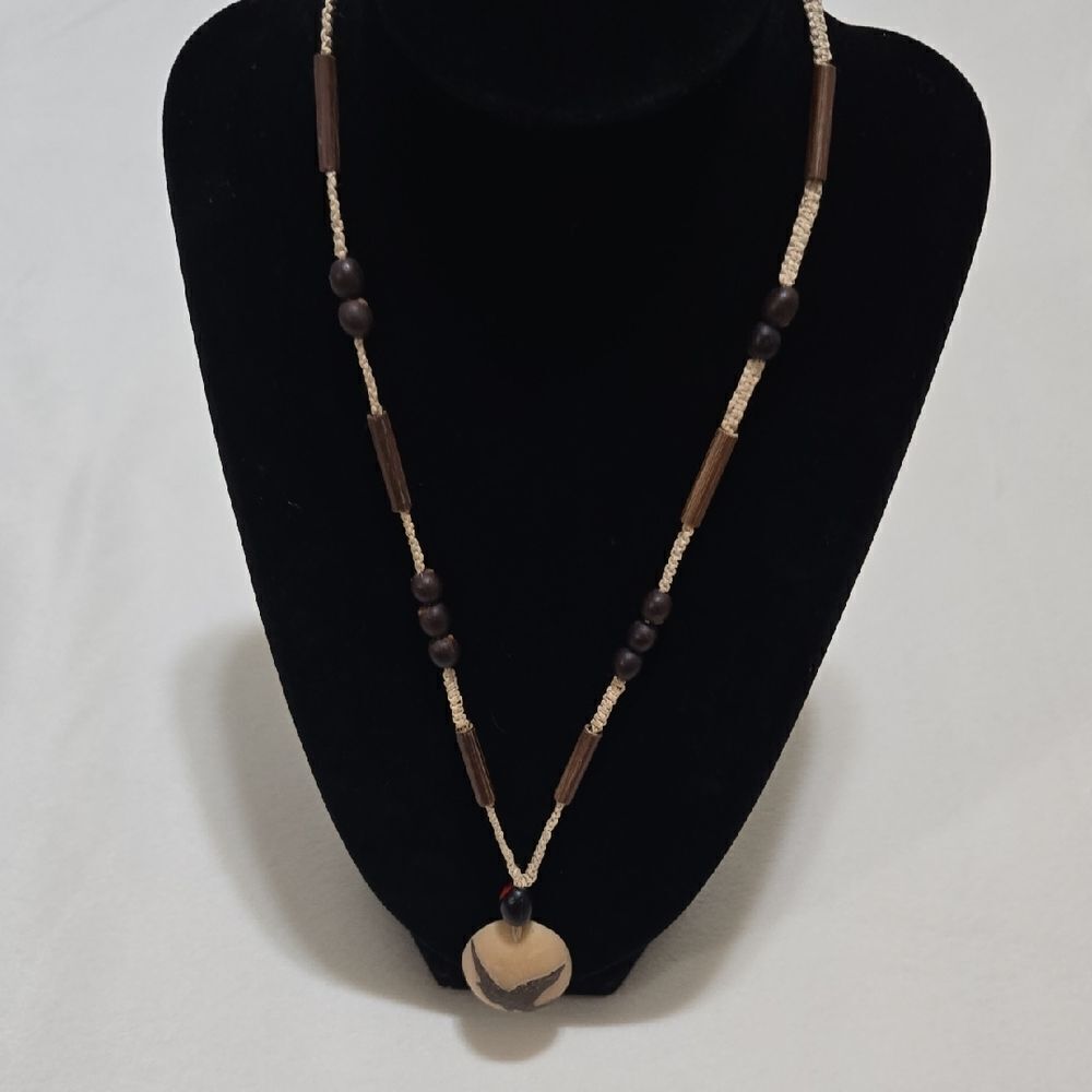Native Hand Carved Necklace - Picture 4 of 7